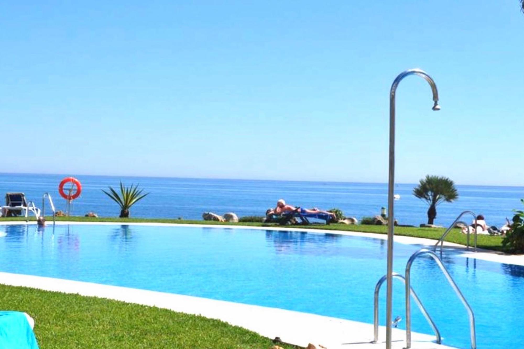 Mi Capricho 2D Beachfront- Apartment With Sea View - Costa Del Sol Sitio de Calahonda Bagian luar foto